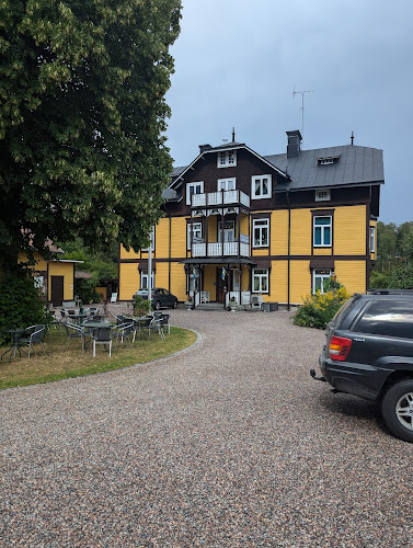 Gustafsviks Levande Ljus & Café - Gastronomi och hotellverksamhet