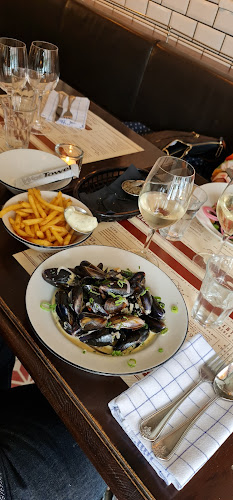 Comments and reviews of Bon