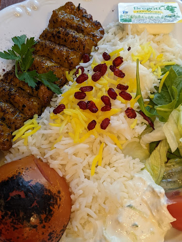 Kabul Darbar - Gastronomi och hotellverksamhet
