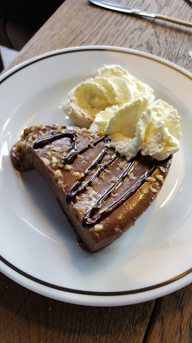 Västra Vallgatan 2, 432 41 Varberg