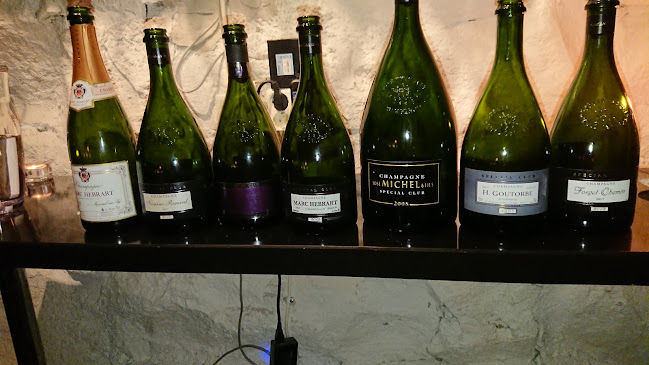 Comentarii opinii despre Soigné