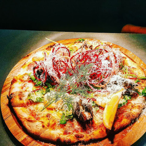 Opinii despre Cazanova Lounge Bar în Karlstad - Gastronomi och hotellverksamhet