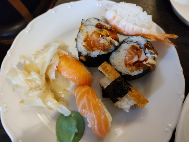 Restaurang Yin & Sushi - Gastronomi och hotellverksamhet