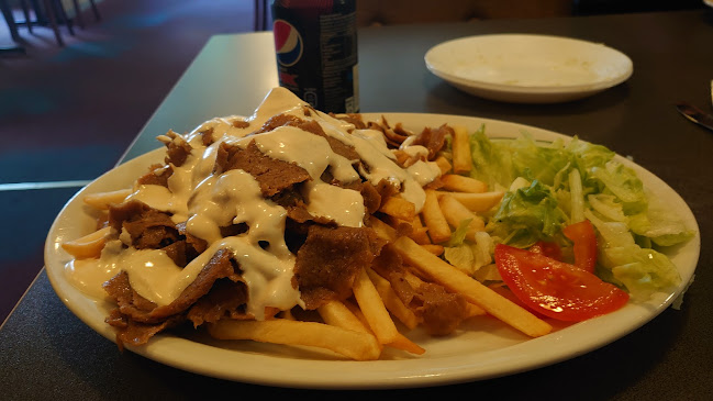 Opinii despre Restaurang & Pizzeria Värmullen în Hagfors - Gastronomi och hotellverksamhet