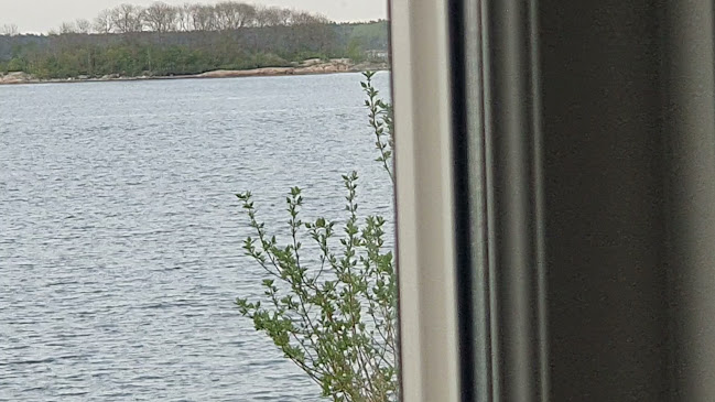 Husmor Lisa AB Phone number