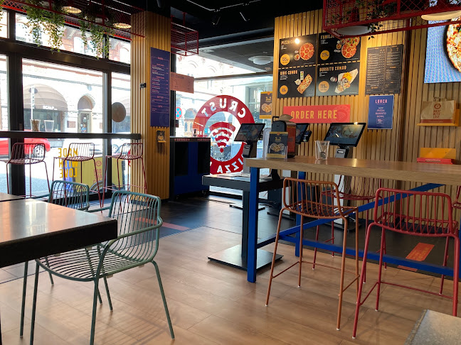 Crust Pizza Lab - Gastronomi och hotellverksamhet