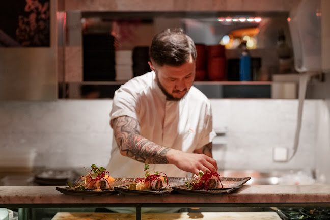 East - Gastronomi och hotellverksamhet