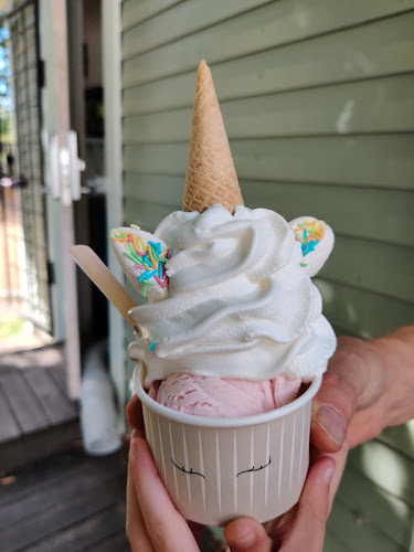 Opinii despre Stinas i Parken în Kävlinge - Gastronomi och hotellverksamhet