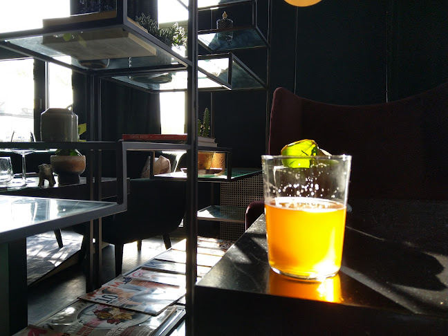 Bakgårn - Gastronomi och hotellverksamhet