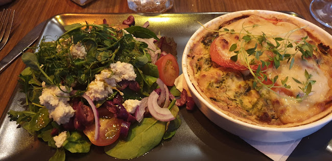 Blackbird - Gastronomi och hotellverksamhet