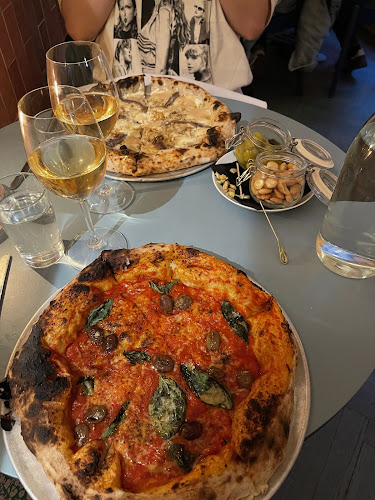 Opinii despre Bistro Leoparden în Stockholm - Gastronomi och hotellverksamhet