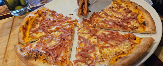 Mestaria pizzeria, rest. & pub - Gastronomi och hotellverksamhet