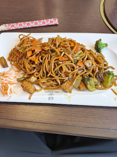 Robot Restaurang (thai och sushi restaurang) Phone number