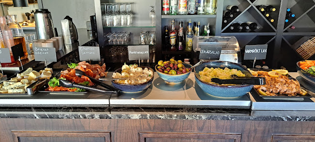 Vitos Food & Wine - Gastronomi och hotellverksamhet