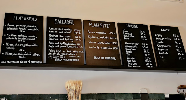 Opinii despre Edsvikens Gelateria/Edge Oxstallet în Stockholm - Gastronomi och hotellverksamhet