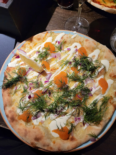 Bron Kök & Bar - Gastronomi och hotellverksamhet