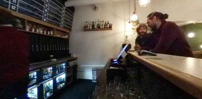 Opinii despre Mikkeller Stockholm (Östermalm) în Stockholm - Gastronomi och hotellverksamhet