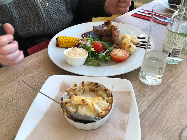 Comentarii opinii despre Bistro Serrano - Restaurang Mjölby