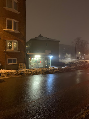 Opinii despre Gröncenter Aktiebolag în Hässleholm - Gastronomi och hotellverksamhet