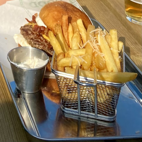 Opinii despre Bryggan în Smedjebacken - Gastronomi och hotellverksamhet