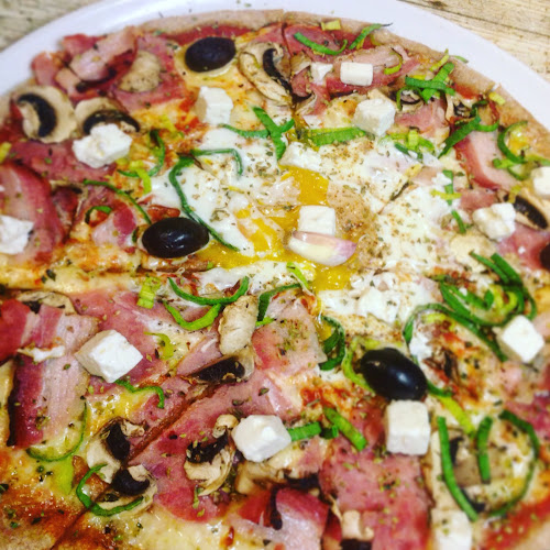 Opinii despre Pizzeria Adriatic în Linköping - Gastronomi och hotellverksamhet