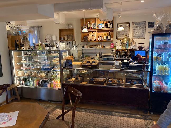 Opinii despre Café Grindstugan Pizzeria Tollare în Boo - Gastronomi och hotellverksamhet