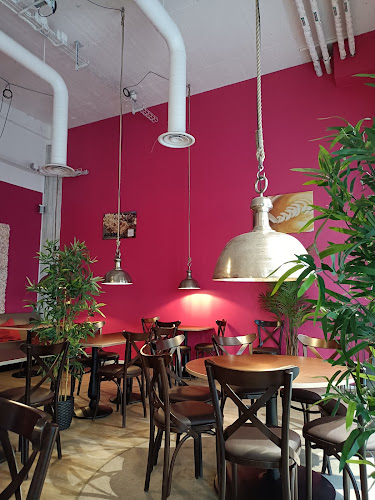 Comentarii opinii despre Drott Bar