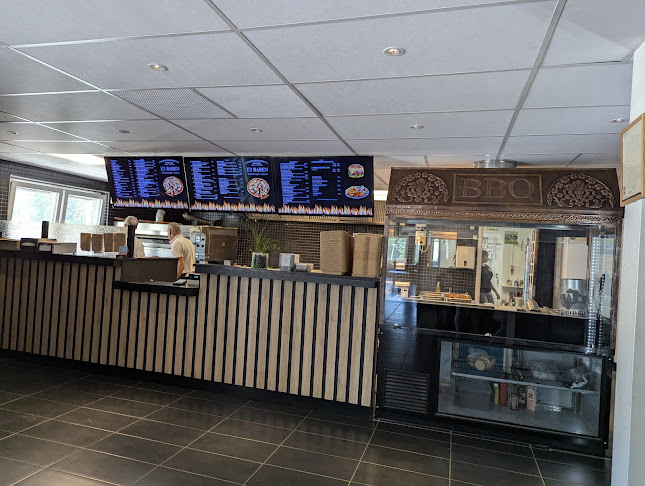 E3 Baren - Gastronomi och hotellverksamhet