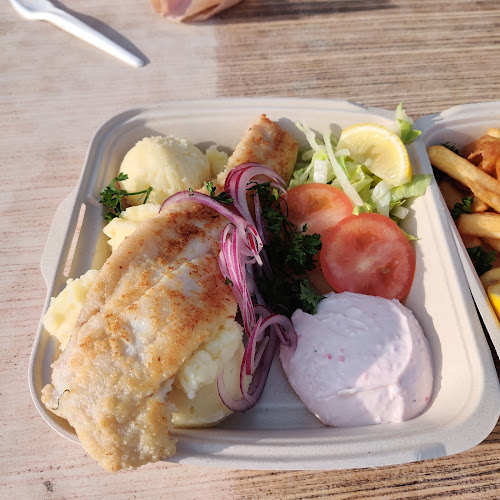 QuickFish food truck - Gastronomi och hotellverksamhet
