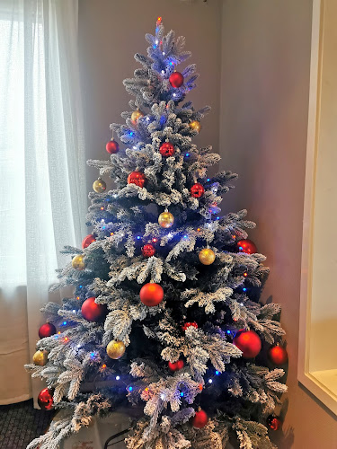 Möre Golfkrog - Gastronomi och hotellverksamhet