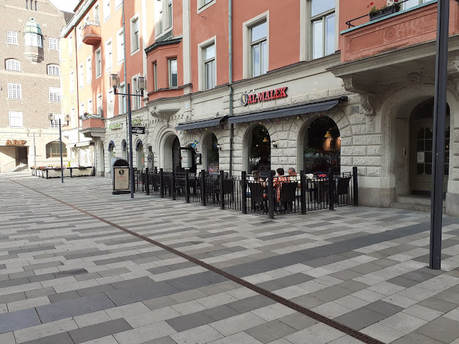 Al Malek - Gastronomi och hotellverksamhet