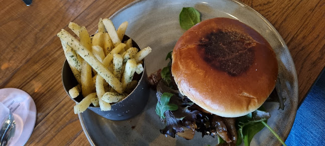 Den Gyllene Räven - Gastronomi och hotellverksamhet