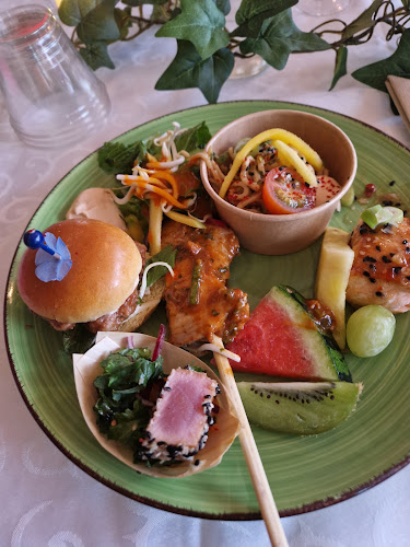 Cicada Catering & festlokal - Gastronomi och hotellverksamhet