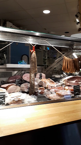 Beirut Café Stockholm - Gastronomi och hotellverksamhet