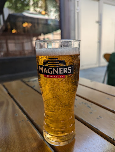 Comments and reviews of O'Neills Irish Pub