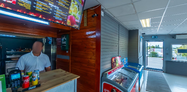 Opinii despre Nya Kreta Pizzeria în Nyköping - Gastronomi och hotellverksamhet