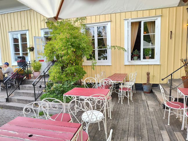 Villa & Trädgård de luxe - Gastronomi och hotellverksamhet