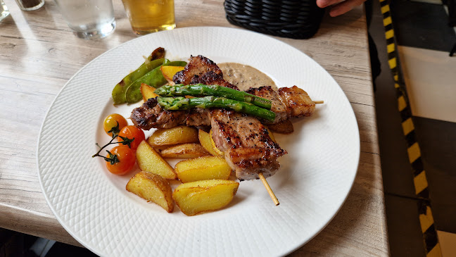 Opinii despre Patogh în Göteborg - Gastronomi och hotellverksamhet