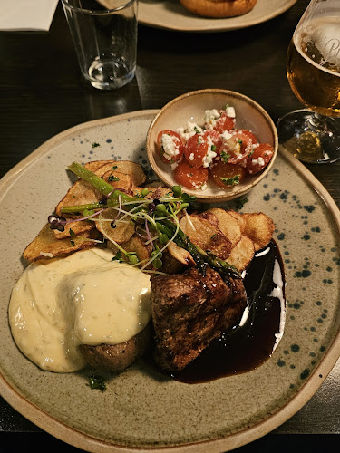 Restaurang Vänner & Vin i Motala - Motala