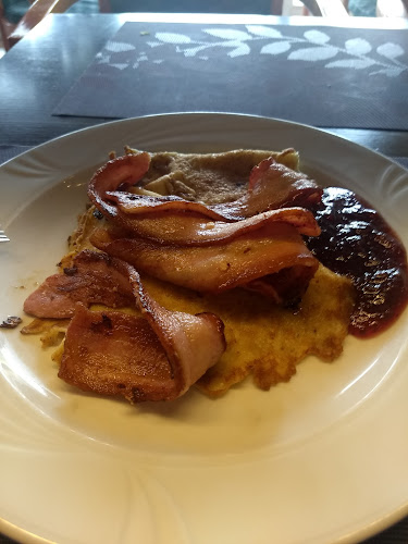 Charlie - Gastronomi och hotellverksamhet