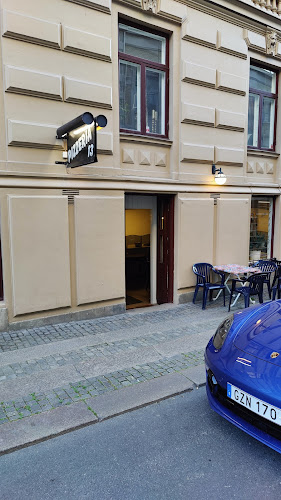 Pizzeria 13 Open Times