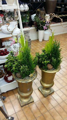 Comments and reviews of Hummelgrens Blomsterhandel - Blommor Norrköping