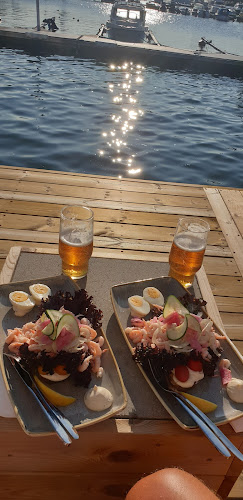Opinii despre Bryggan Västervik AB în Västervik - Gastronomi och hotellverksamhet