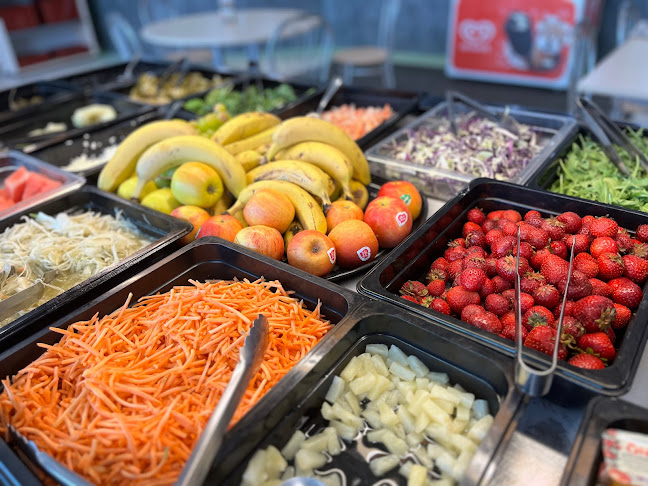 Almedal restaurang och pizzeria - Gastronomi och hotellverksamhet