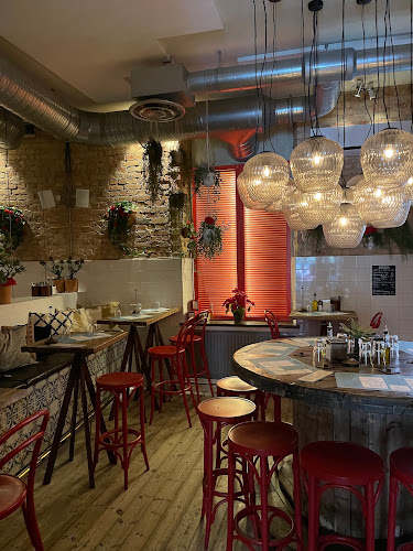 Escama Gastrobar - Gastronomi och hotellverksamhet