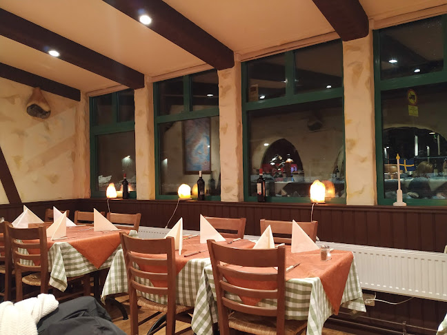 La Cantina - Gastronomi och hotellverksamhet