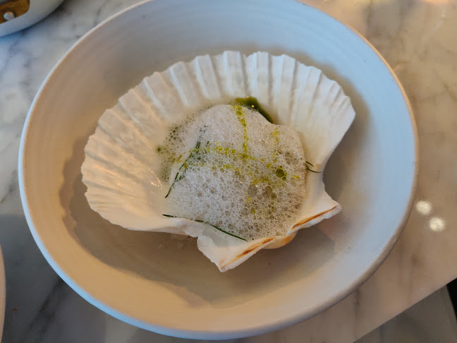 Upper House Bar - Gastronomi och hotellverksamhet