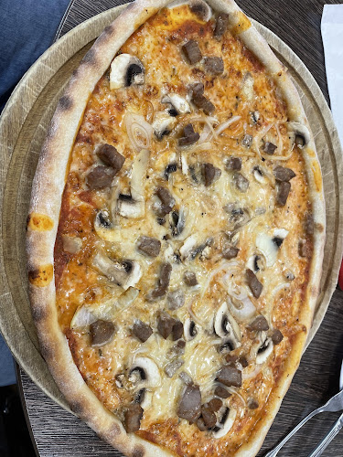 Fittja Torg 21, 145 51 Norsborg