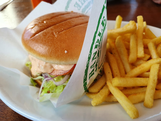 Happy Wok Thai Takeway ValldaTrekant - Gastronomi och hotellverksamhet