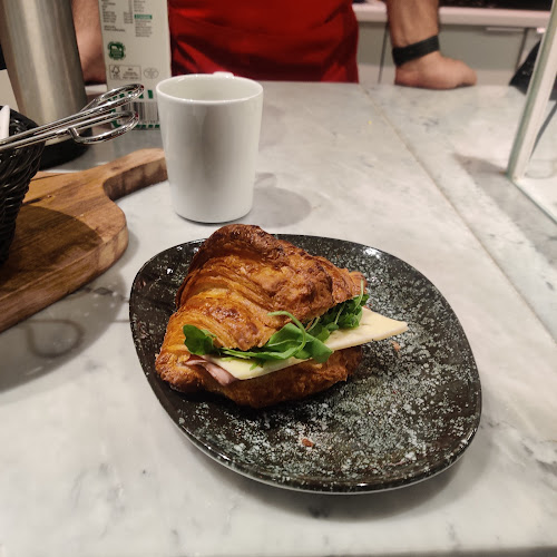 Gateau Kista - Gastronomi och hotellverksamhet